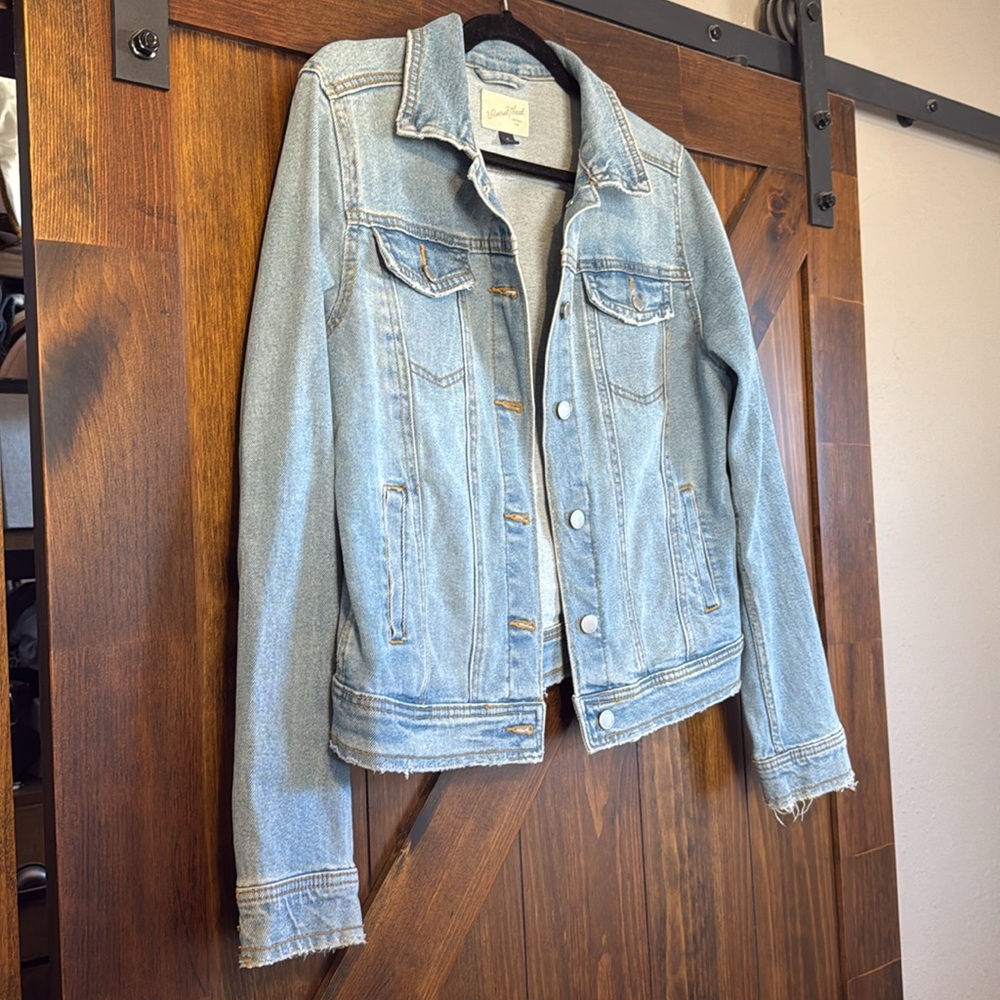 Universal Thread Jean Jacket - Picture 3 of 4
